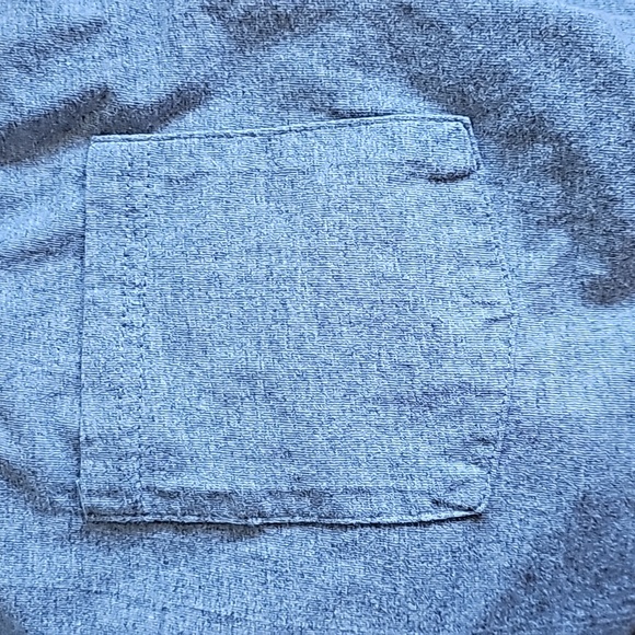 3 For $12-2 pack men's pocket tee shirts - Picture 4 of 5